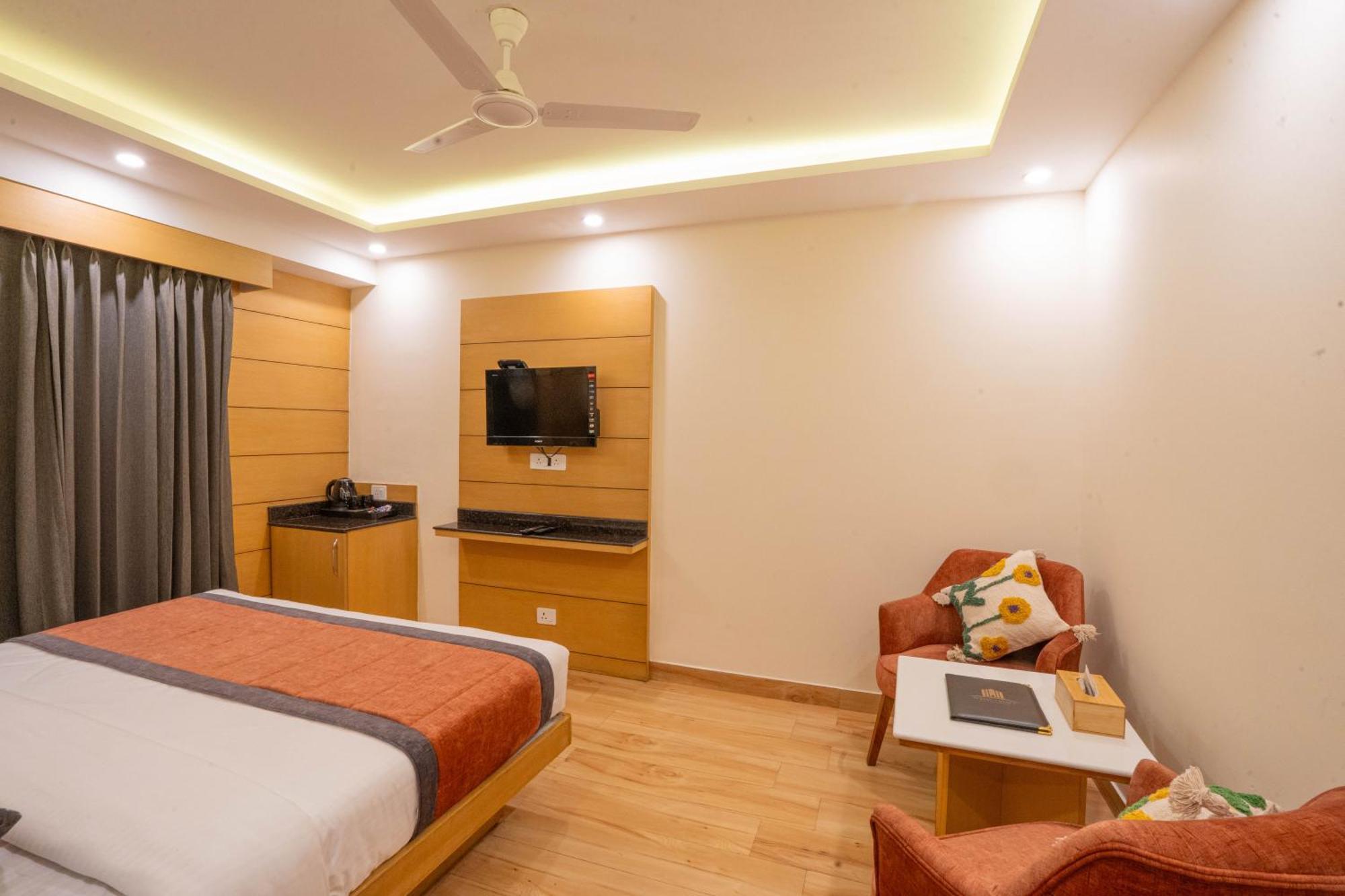 Super Hotel By Perfectstayz Mall Road Масурі Номер фото
