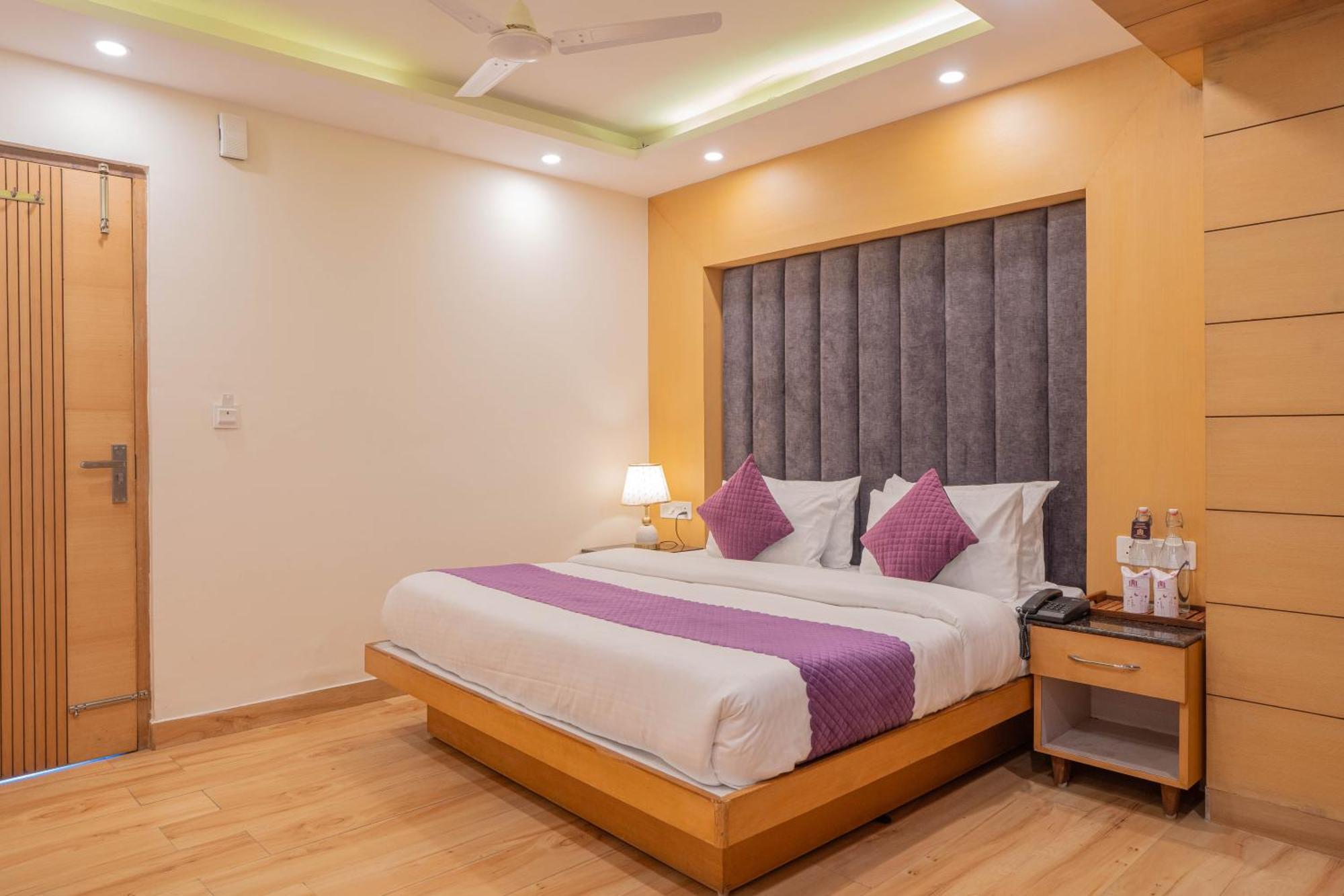 Super Hotel By Perfectstayz Mall Road Масурі Номер фото
